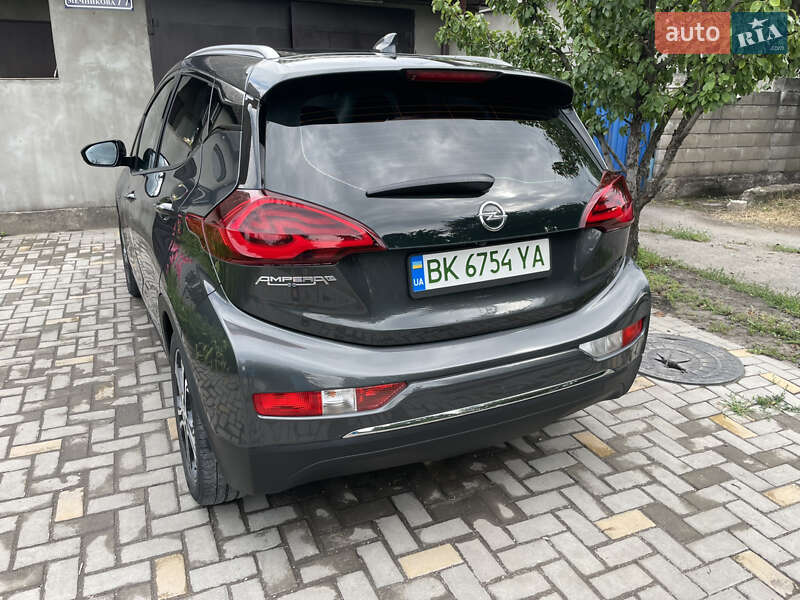 Хетчбек Opel Ampera-e 2020 в Кам'янському