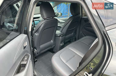 Хэтчбек Opel Ampera-e 2020 в 