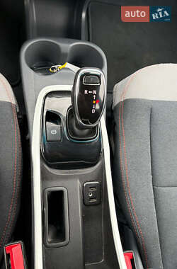 Хэтчбек Opel Ampera-e 2019 в 