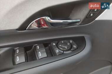 Хэтчбек Opel Ampera-e 2018 в 