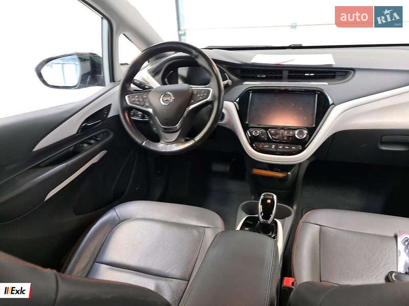 Хэтчбек Opel Ampera-e 2018 в Каменке-Бугской
