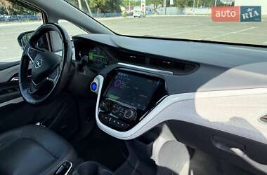 Хэтчбек Opel Ampera-e 2017 в 