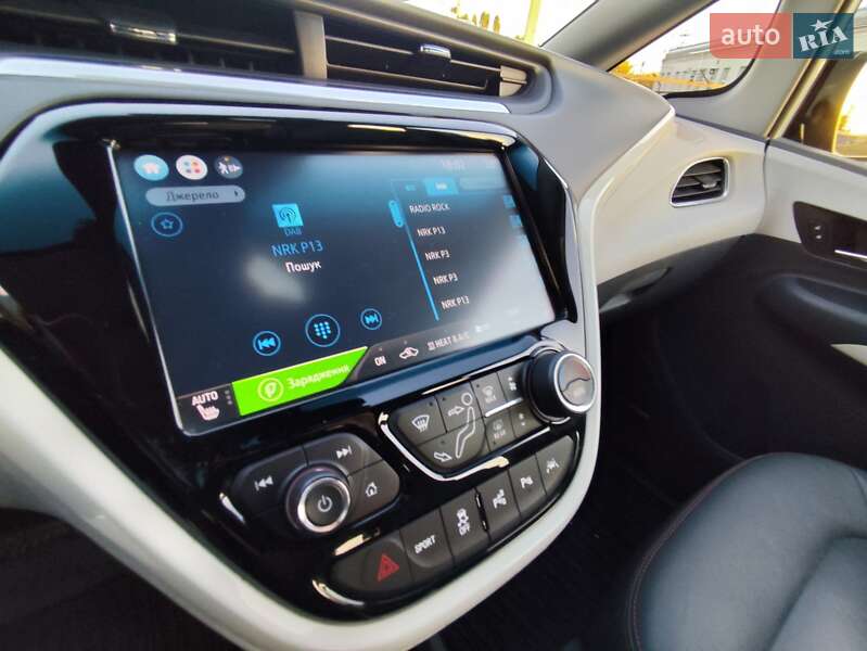 Хэтчбек Opel Ampera-e 2017 в Киеве