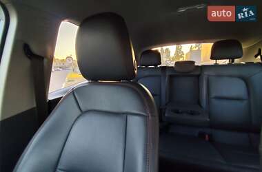 Хэтчбек Opel Ampera-e 2017 в 