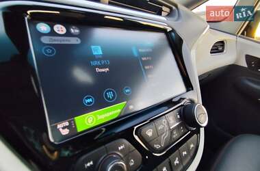 Хэтчбек Opel Ampera-e 2017 в Киеве