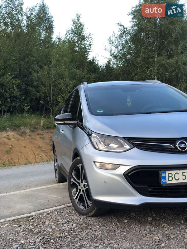 Хетчбек Opel Ampera-e 2018 в Дрогобичі