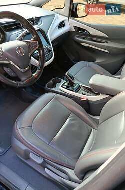 Хэтчбек Opel Ampera-e 2019 в 