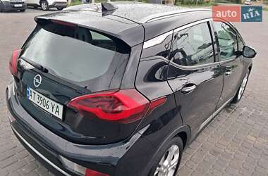 Хэтчбек Opel Ampera-e 2020 в 