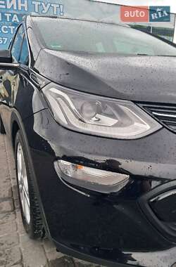 Хэтчбек Opel Ampera-e 2020 в 