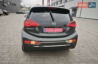 Хэтчбек Opel Ampera-e 2017 в 