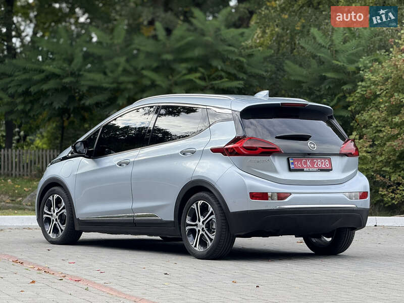 Хэтчбек Opel Ampera-e 2017 в Дрогобыче