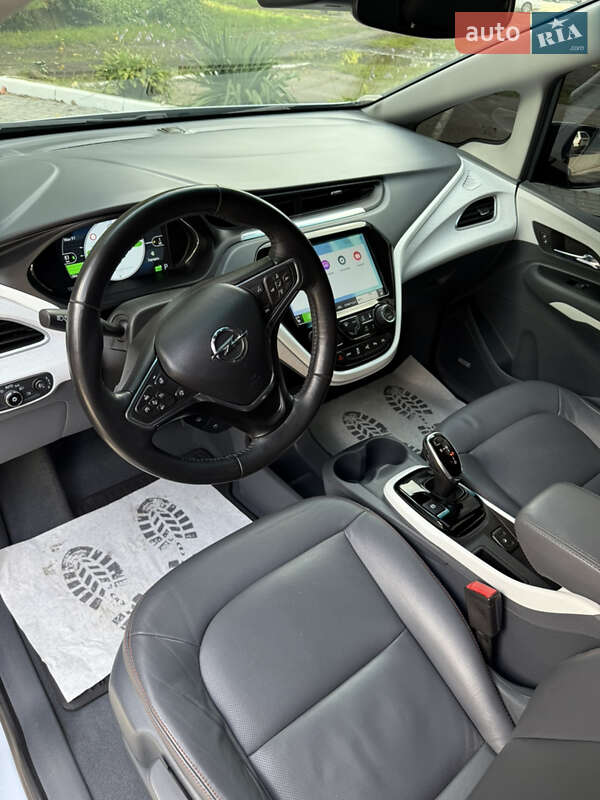 Хэтчбек Opel Ampera-e 2017 в Дрогобыче