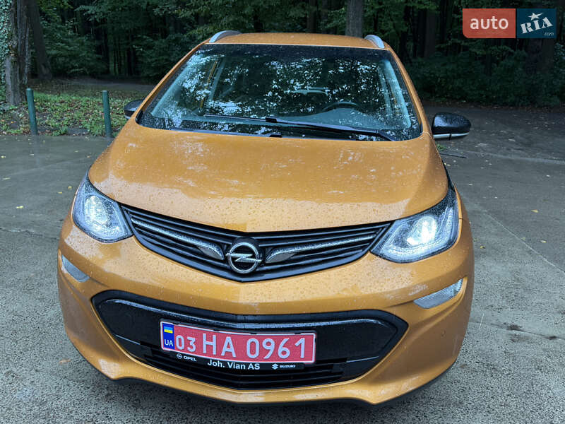 Хэтчбек Opel Ampera-e 2017 в Львове