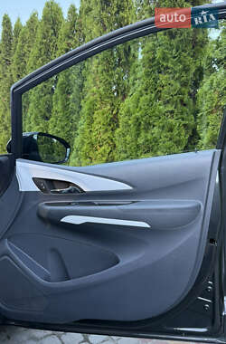 Хэтчбек Opel Ampera-e 2020 в 
