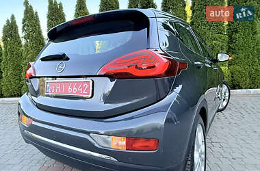 Хэтчбек Opel Ampera-e 2020 в 