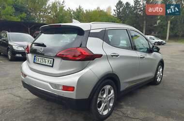 Хэтчбек Opel Ampera-e 2019 в 