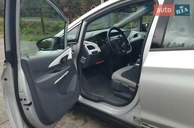 Хэтчбек Opel Ampera-e 2019 в 