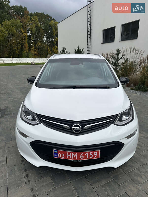 Хэтчбек Opel Ampera-e 2018 в 