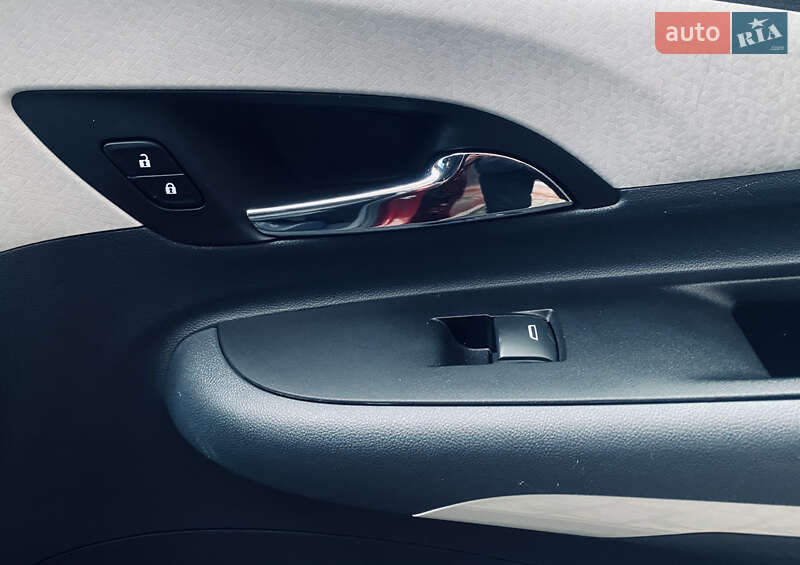 Хэтчбек Opel Ampera-e 2017 в Тернополе