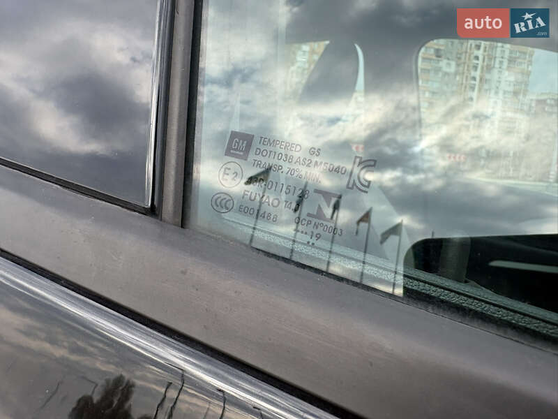 Хэтчбек Opel Ampera-e 2020 в Киеве фото 28 Хэтчбек Opel Ampera-e 2020 в Киеве