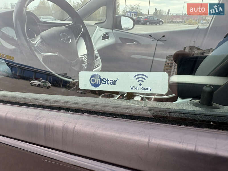 Хэтчбек Opel Ampera-e 2020 в Киеве фото 34 Хэтчбек Opel Ampera-e 2020 в Киеве