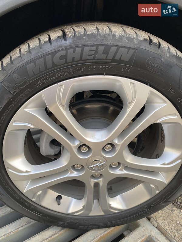 Хэтчбек Opel Ampera-e 2020 в Тернополе фото 40 Хэтчбек Opel Ampera-e 2020 в Тернополе