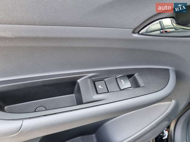 Хетчбек Opel Ampera-e 2019 в Чернівцях фото 22 Хетчбек Opel Ampera-e 2019 в Чернівцях