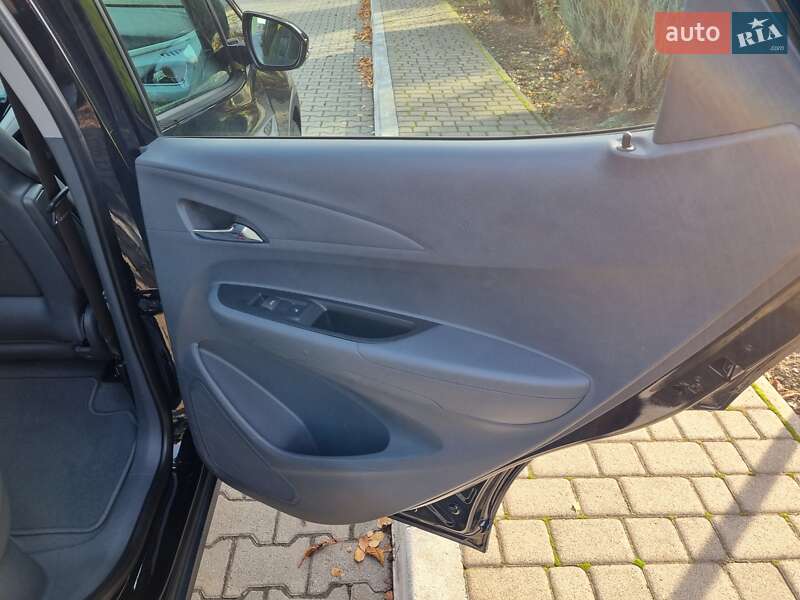 Хетчбек Opel Ampera-e 2019 в Чернівцях фото 32 Хетчбек Opel Ampera-e 2019 в Чернівцях