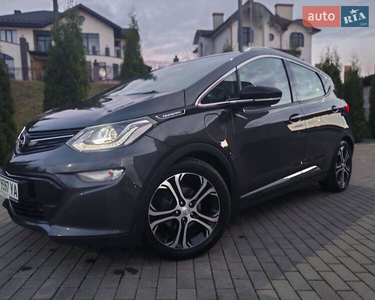 Хэтчбек Opel Ampera-e 2017 в Ровно