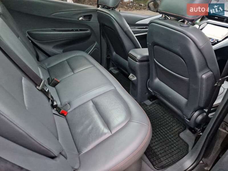 Хэтчбек Opel Ampera-e 2019 в Киеве