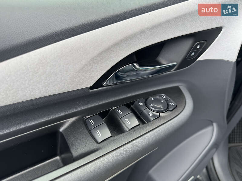 Хетчбек Opel Ampera-e 2017 в Коломиї