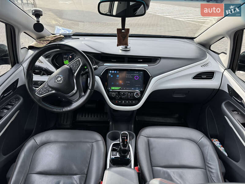 Хэтчбек Opel Ampera-e 2017 в Стрые