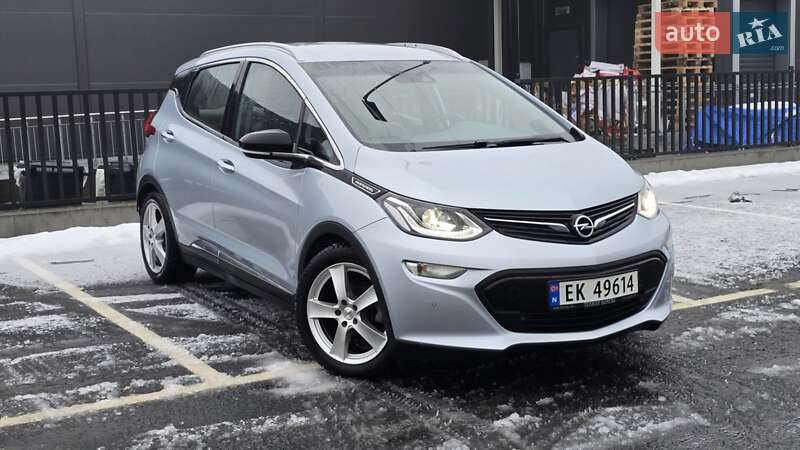 Хэтчбек Opel Ampera-e 2017 в Каменец-Подольском