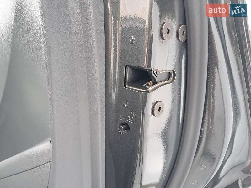 Хэтчбек Opel Ampera-e 2019 в Виннице фото 34 Хэтчбек Opel Ampera-e 2019 в Виннице