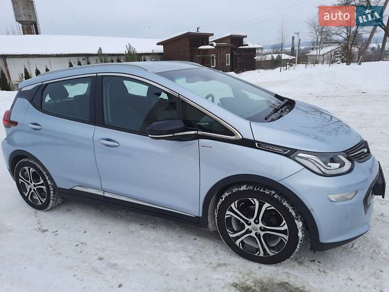 Хэтчбек Opel Ampera-e 2017 в Золочеве фото 18 Хэтчбек Opel Ampera-e 2017 в Золочеве