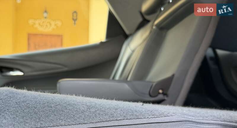 Хэтчбек Opel Ampera-e 2019 в Львове фото 91 Хэтчбек Opel Ampera-e 2019 в Львове