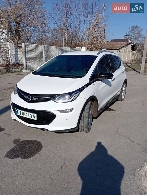 Хетчбек Opel Ampera-e 2018 в Херсоні