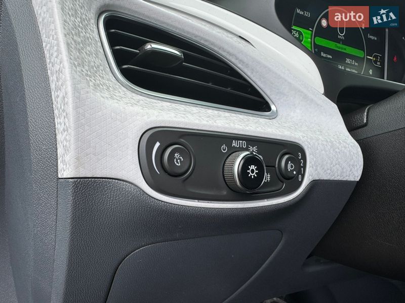 Хэтчбек Opel Ampera-e 2017 в Коломые