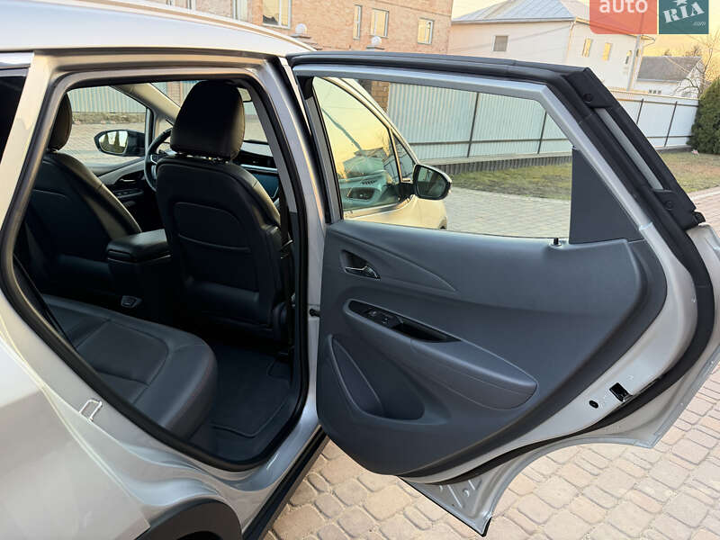 Хэтчбек Opel Ampera-e 2020 в Черновцах фото 60 Хэтчбек Opel Ampera-e 2020 в Черновцах