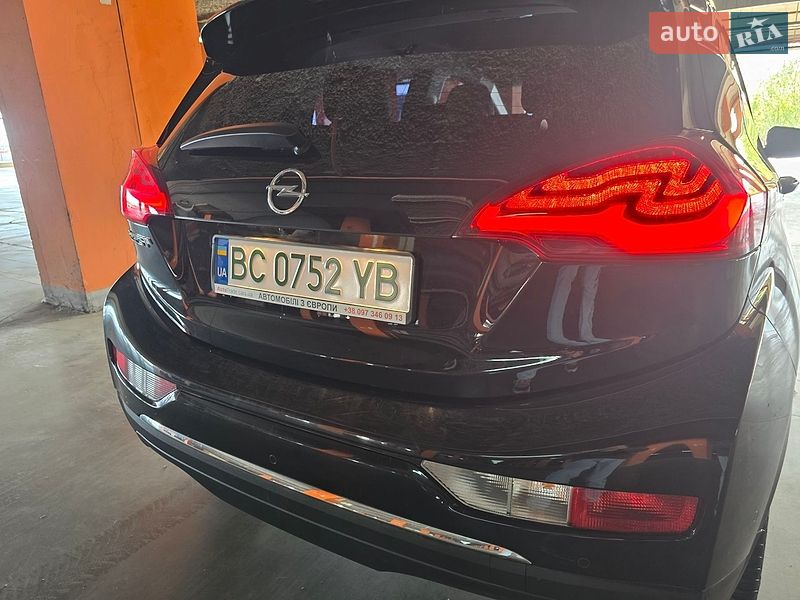 Хетчбек Opel Ampera-e 2019 в Львові