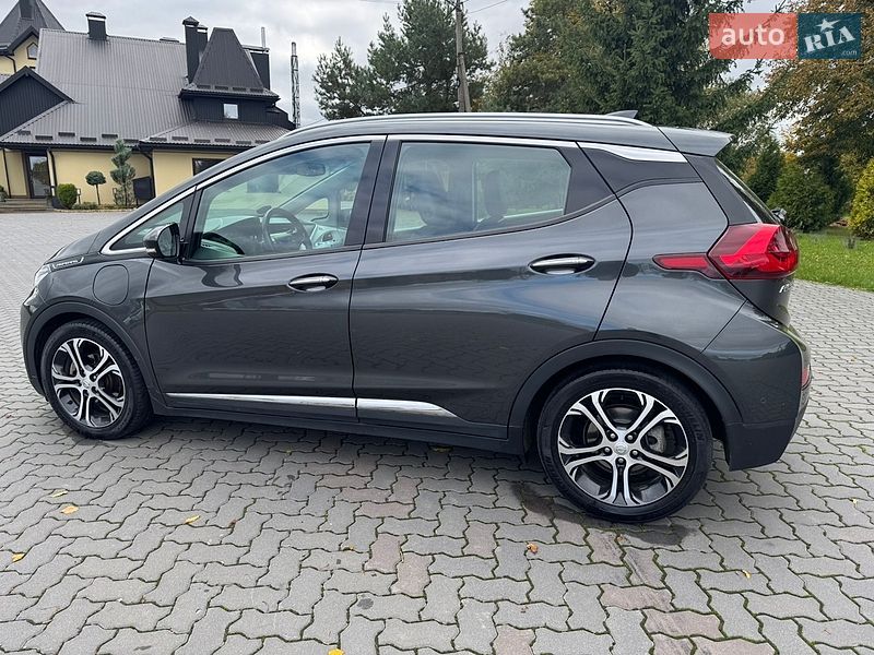 Хэтчбек Opel Ampera-e 2017 в Коломые
