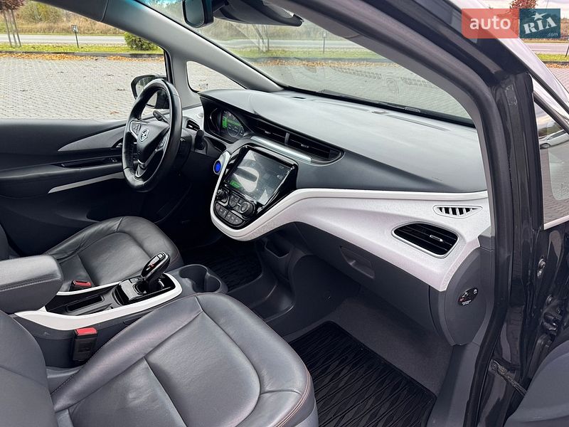 Хэтчбек Opel Ampera-e 2017 в Коломые