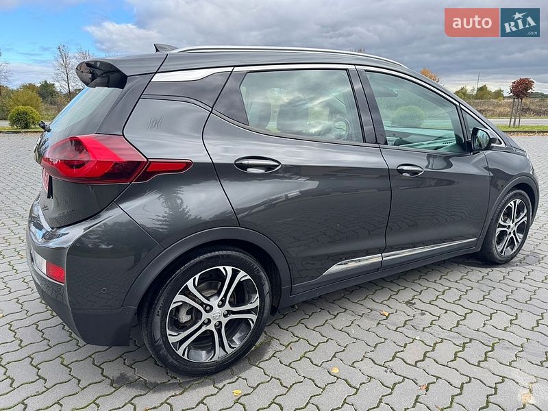 Хэтчбек Opel Ampera-e 2017 в Коломые фото 23 Хэтчбек Opel Ampera-e 2017 в Коломые