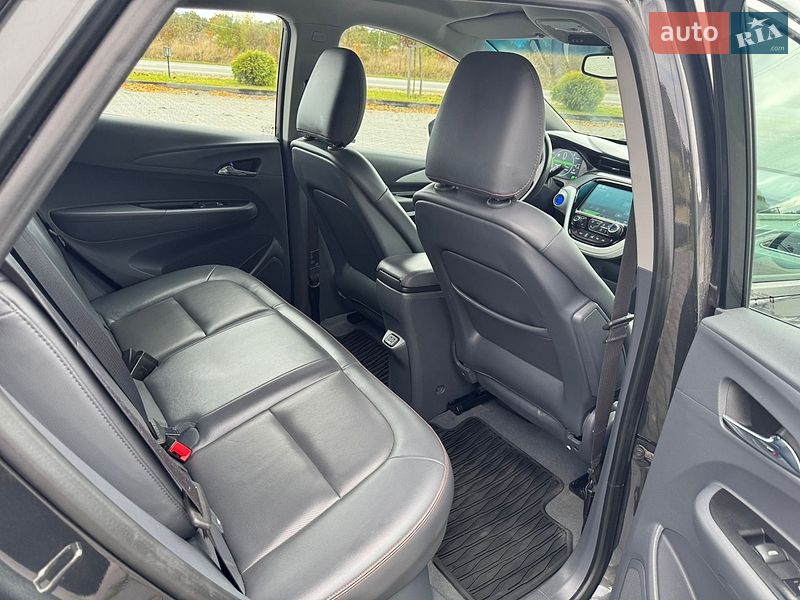 Хэтчбек Opel Ampera-e 2017 в Коломые фото 44 Хэтчбек Opel Ampera-e 2017 в Коломые