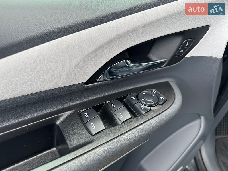 Хэтчбек Opel Ampera-e 2017 в Коломые фото 54 Хэтчбек Opel Ampera-e 2017 в Коломые