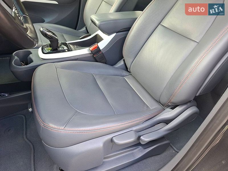Хэтчбек Opel Ampera-e 2020 в Виннице