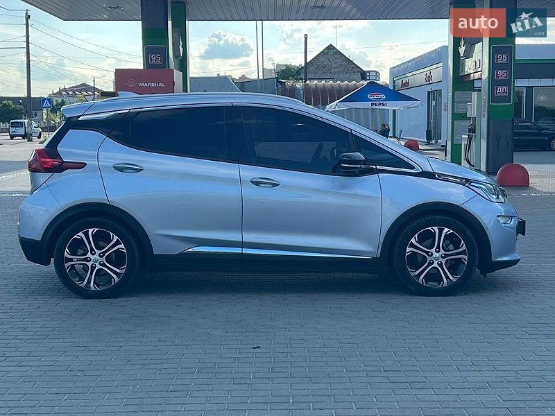 Хэтчбек Opel Ampera-e 2017 в Житомире фото 9 Хэтчбек Opel Ampera-e 2017 в Житомире