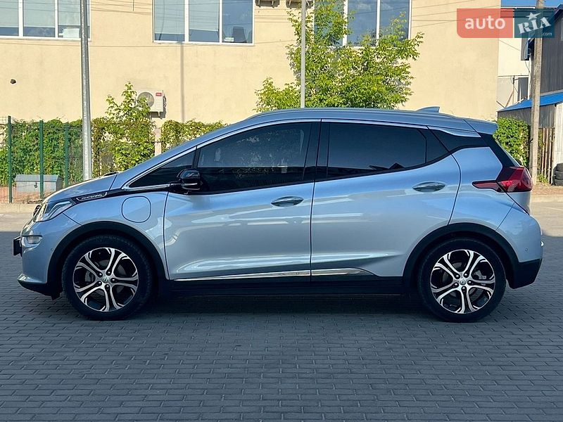 Хэтчбек Opel Ampera-e 2017 в Житомире фото 6 Хэтчбек Opel Ampera-e 2017 в Житомире