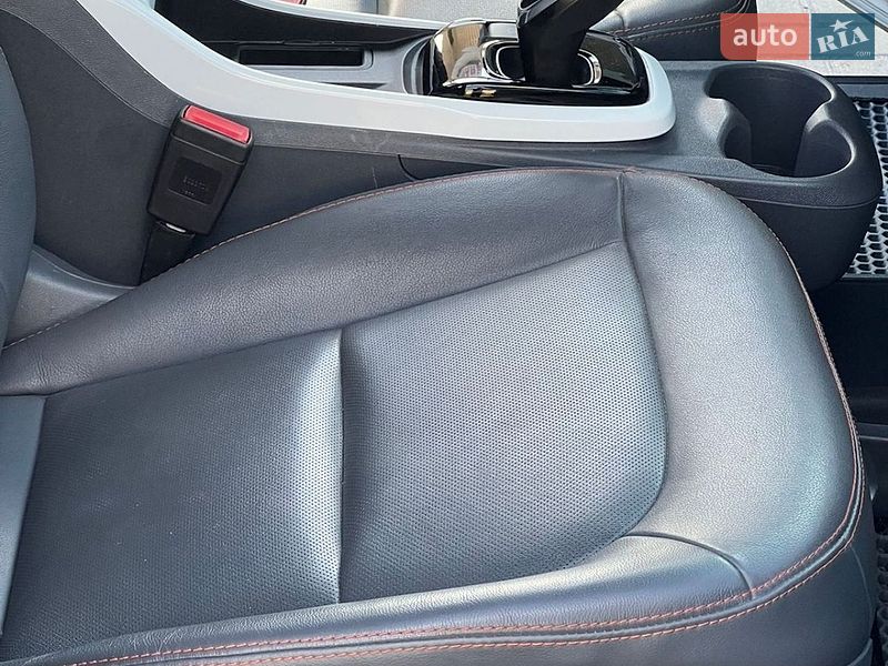 Хэтчбек Opel Ampera-e 2017 в Житомире фото 21 Хэтчбек Opel Ampera-e 2017 в Житомире