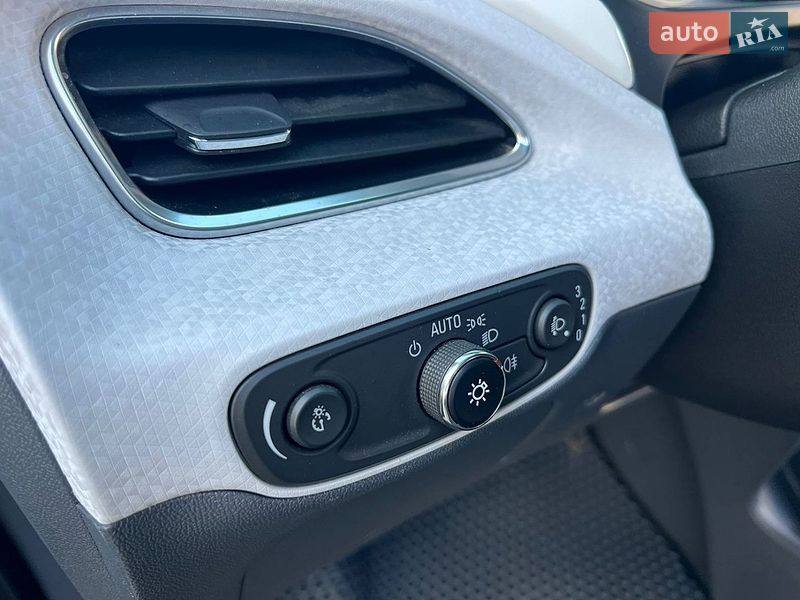 Хэтчбек Opel Ampera-e 2017 в Житомире фото 28 Хэтчбек Opel Ampera-e 2017 в Житомире